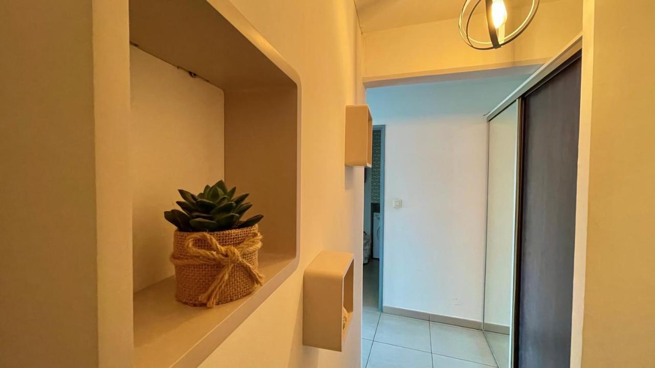 Studio Cosy Tout Equipe - Idealement Situe 圣丹尼斯 外观 照片